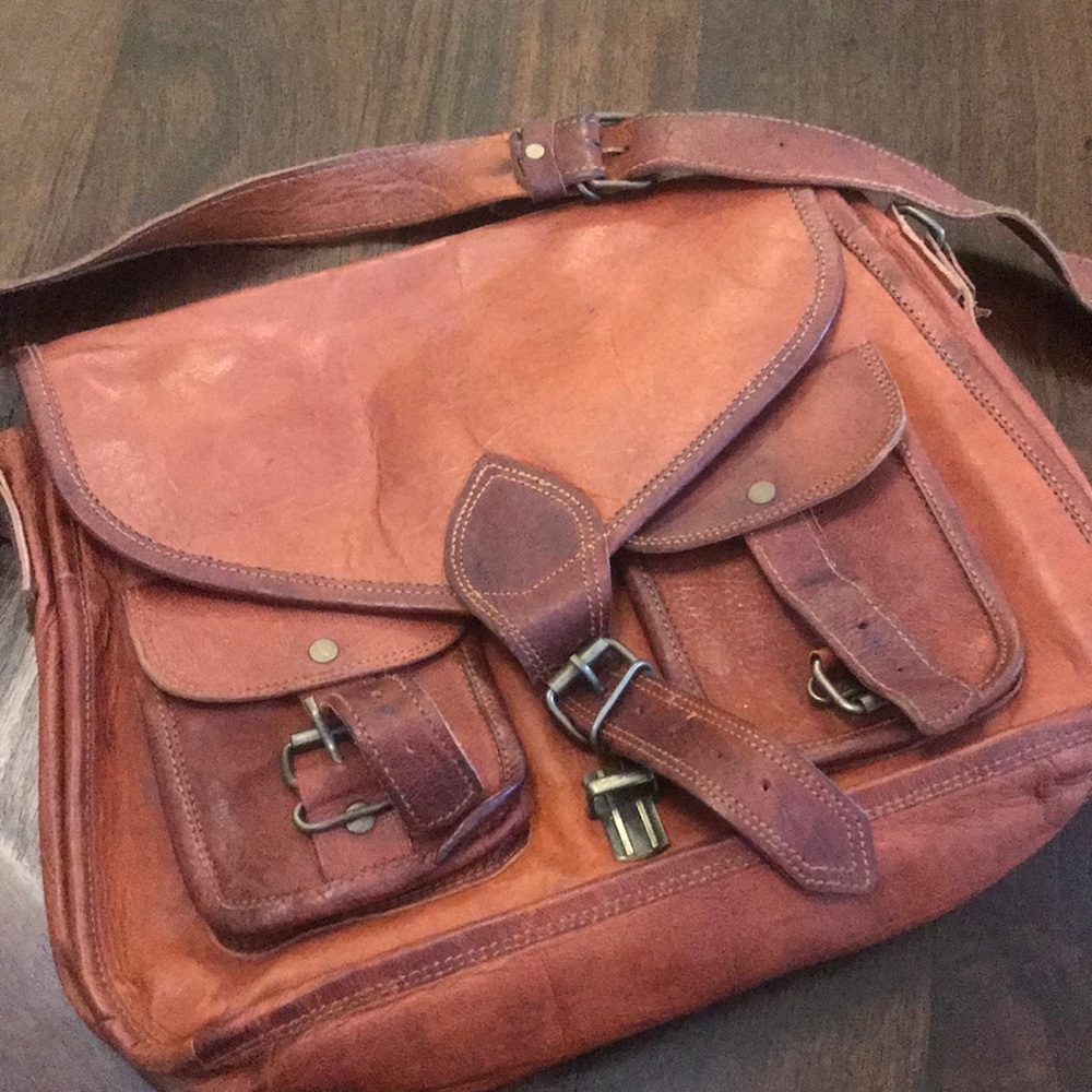 🌺 Boho Leather Bag 🌺